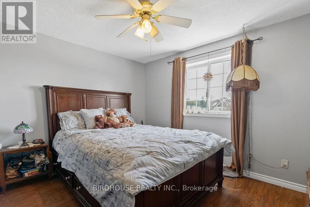 Photo 9 of 222 Corbett Drive, Kawartha Lakes ON