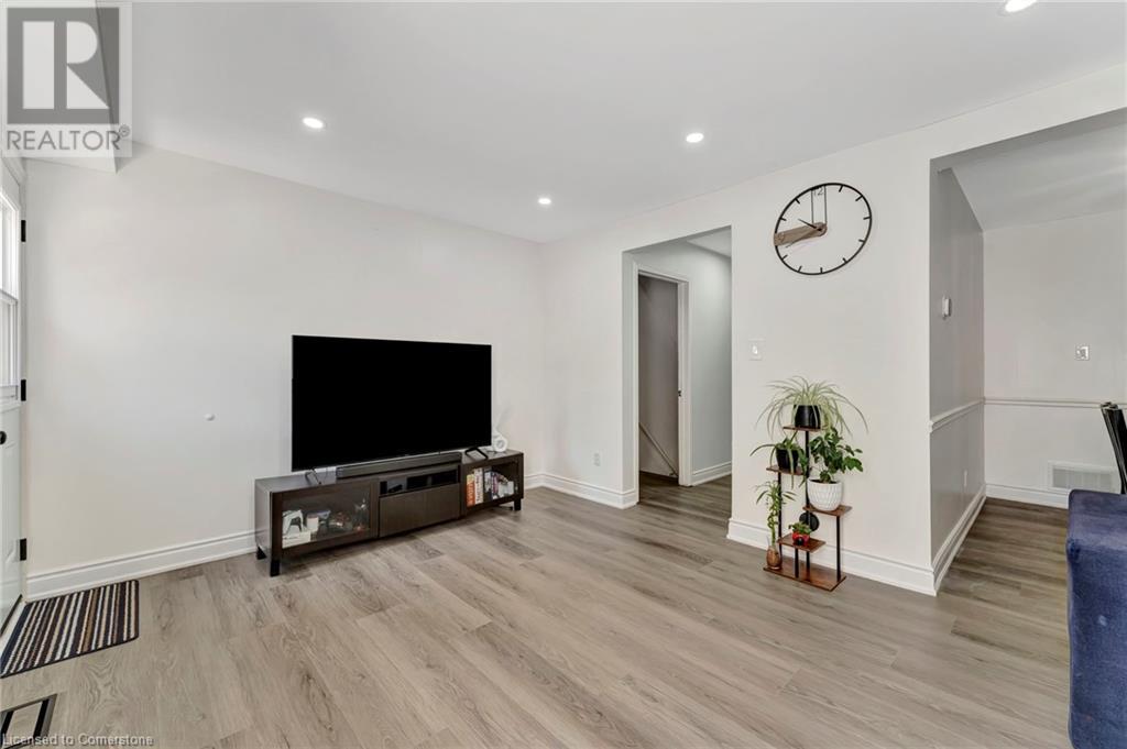 Photo 16 of 175 Cedar Street Unit 37, Cambridge ON