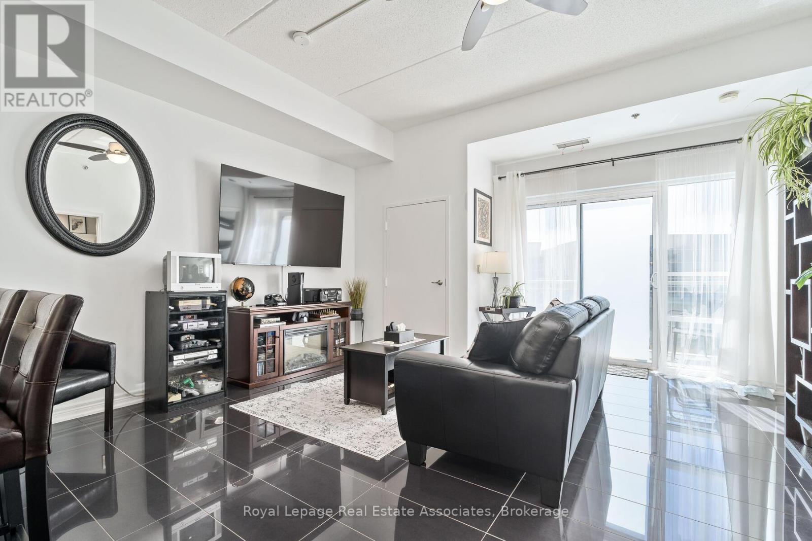 Photo 15 of 614 1421 Costigan Road, Milton ON