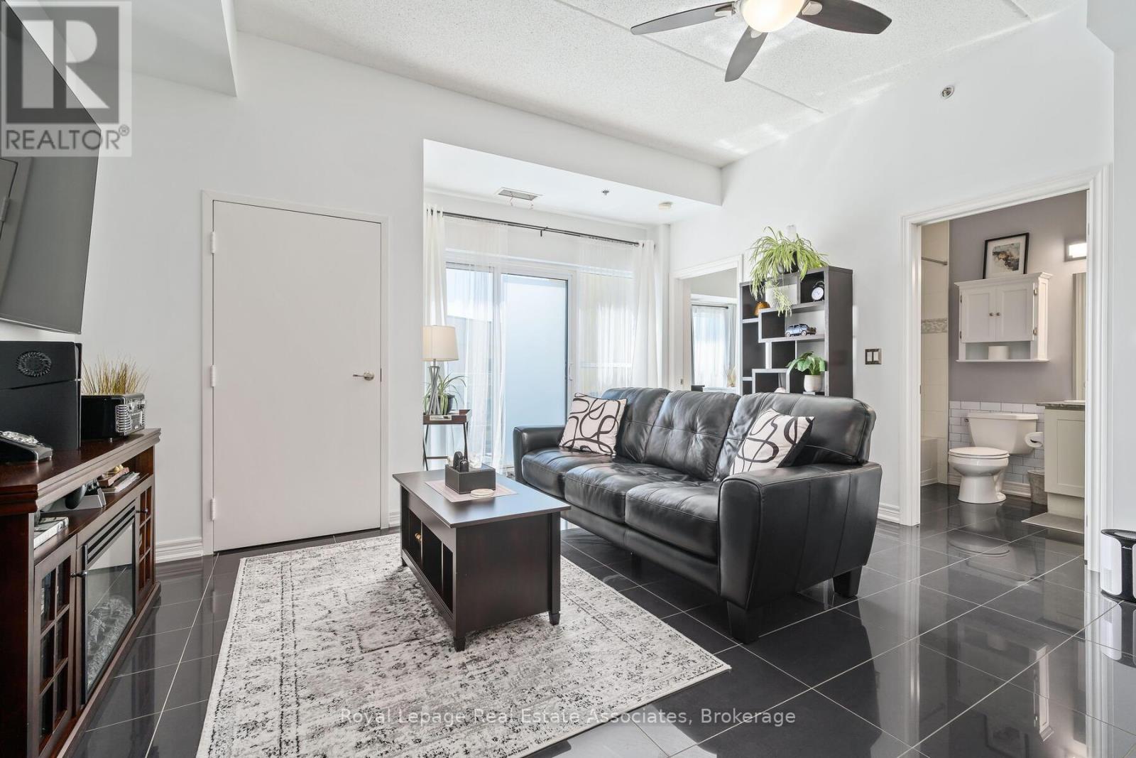 Photo 19 of 614 1421 Costigan Road, Milton ON