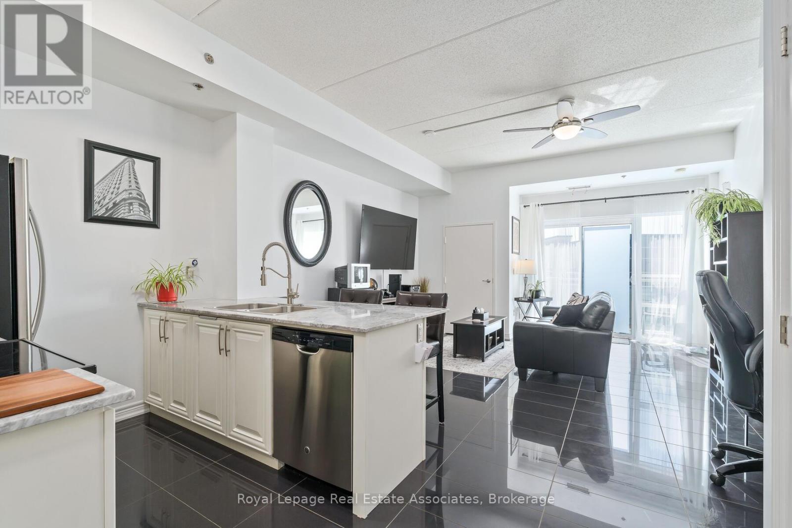 Photo 18 of 614 1421 Costigan Road, Milton ON