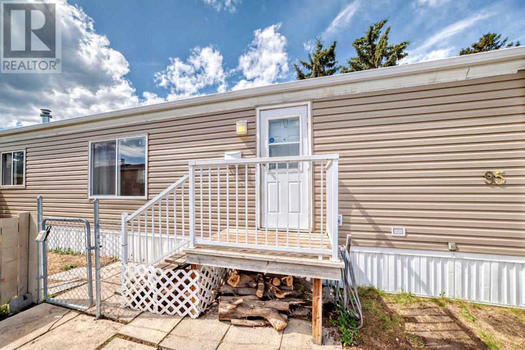 Single Family House Mobile Home for Sale in    Street NW Greenwood/Greenbriar Calgary 