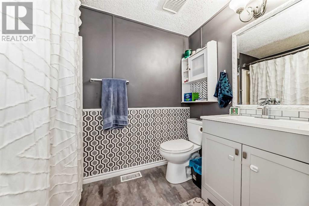Single Family House Mobile Home for Sale in    Street NW Greenwood/Greenbriar Calgary 