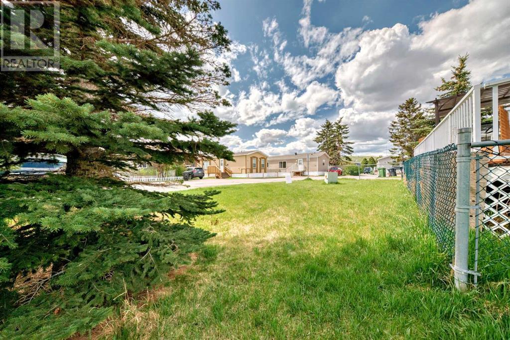 Single Family House Mobile Home for Sale in    Street NW Greenwood/Greenbriar Calgary 