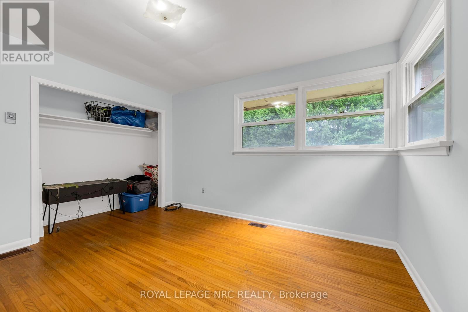 Photo 14 of 489 Memorial Drive, Pelham ON