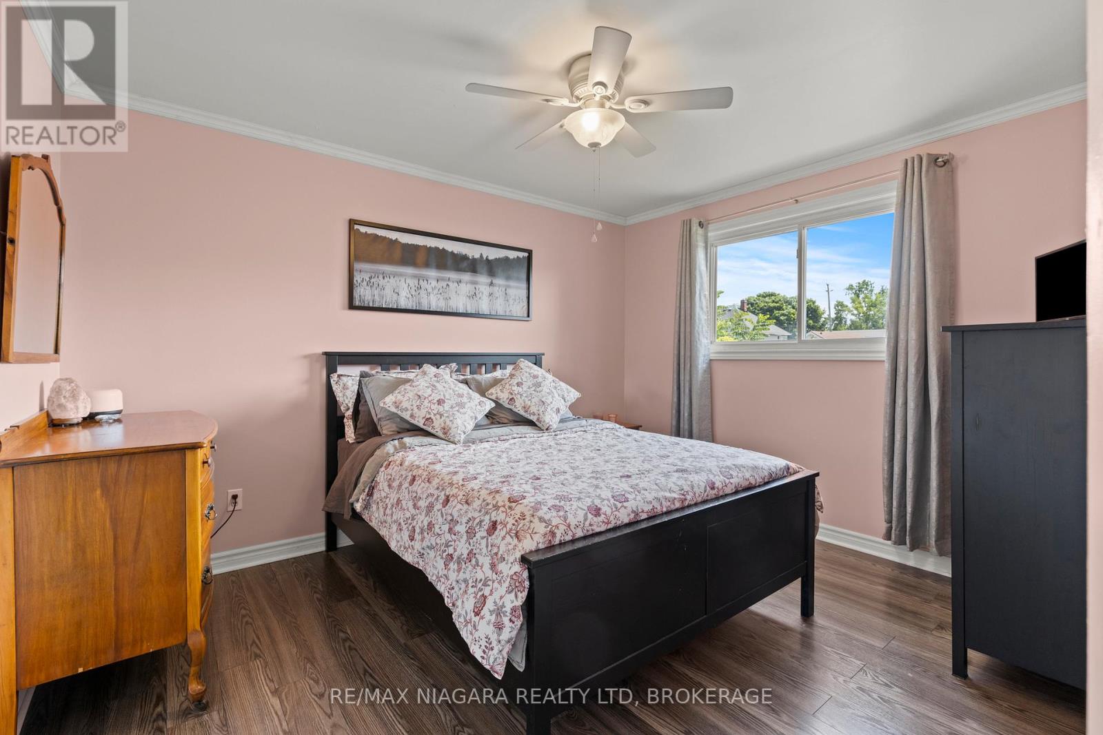 Photo 15 of 8 Dodds Court, Fort Erie ON