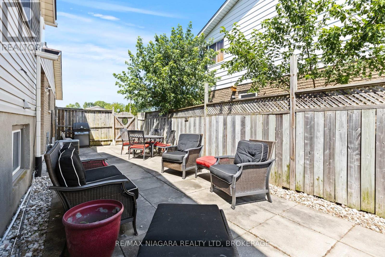 Photo 27 of 8 Dodds Court, Fort Erie ON