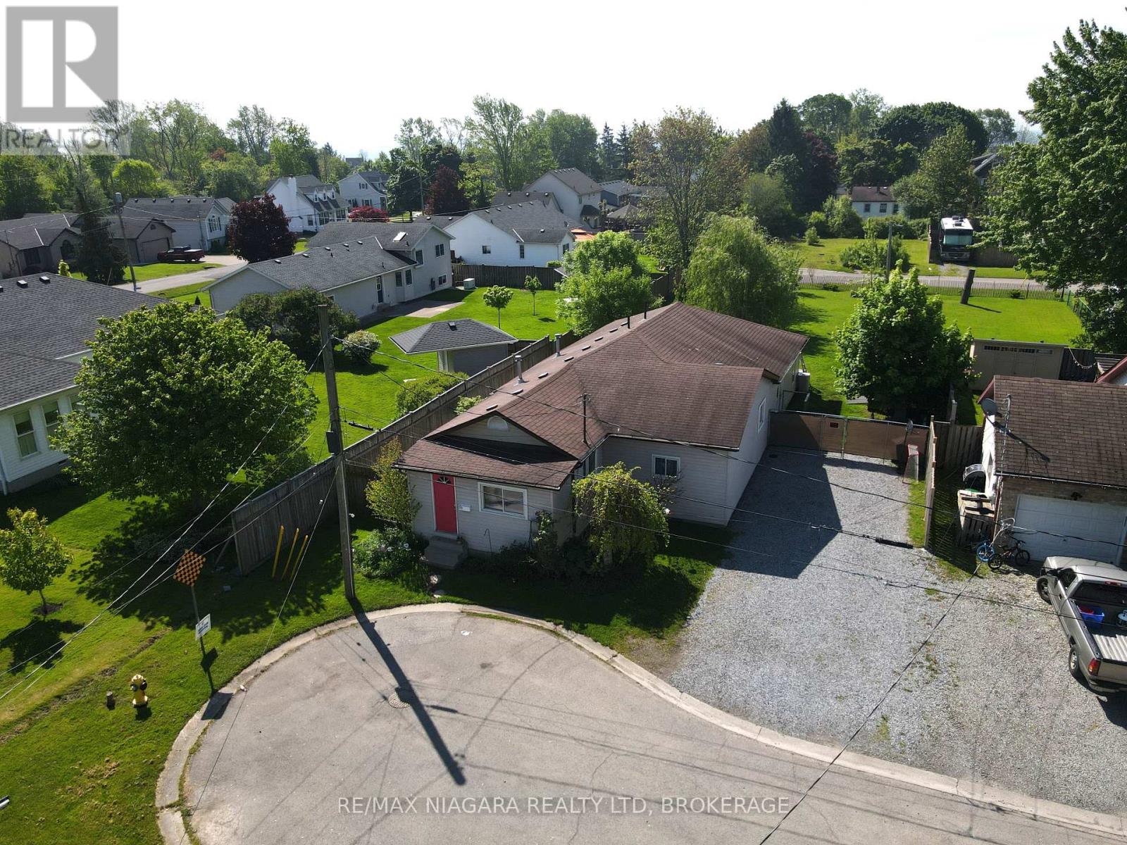 Photo 19 of 39 Longtent Avenue, Fort Erie ON