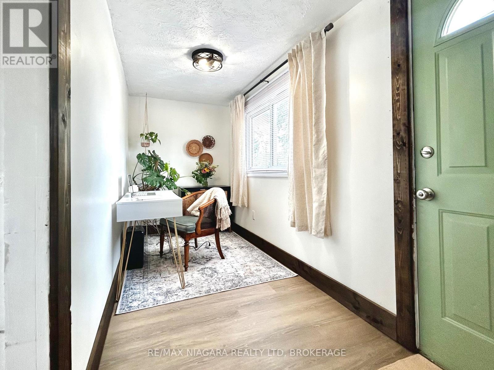 Photo 13 of 39 Longtent Avenue, Fort Erie ON