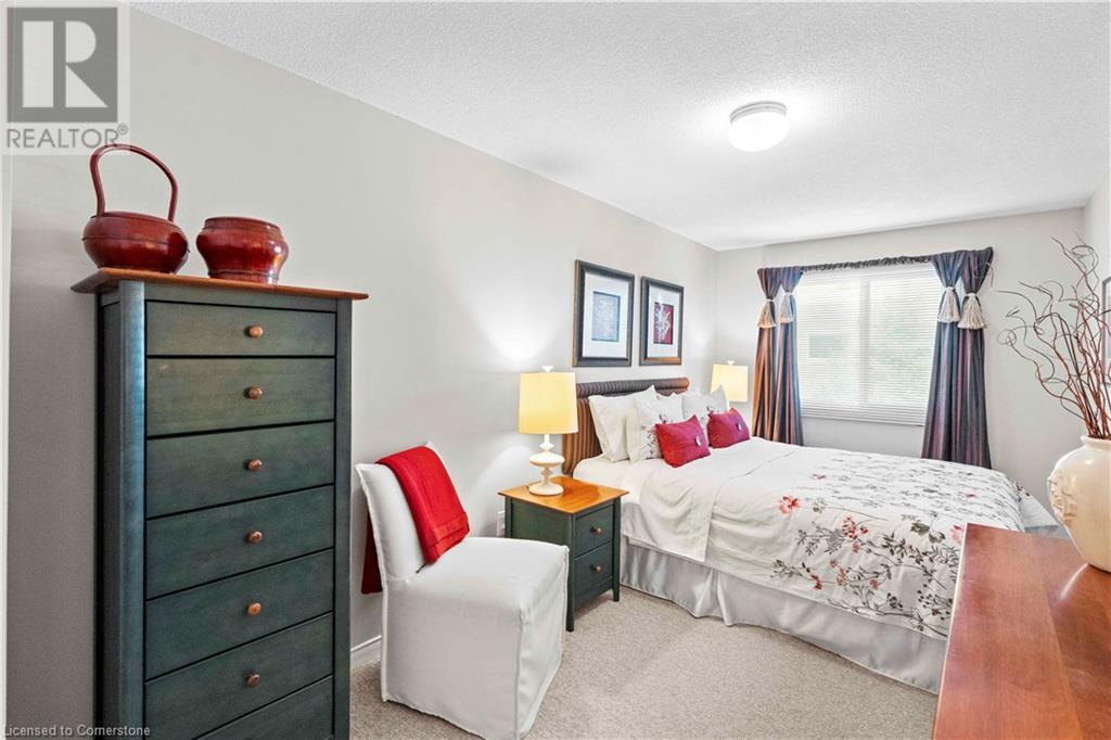 Photo 16 of 2272 Mowat Avenue Unit 56, Oakville ON