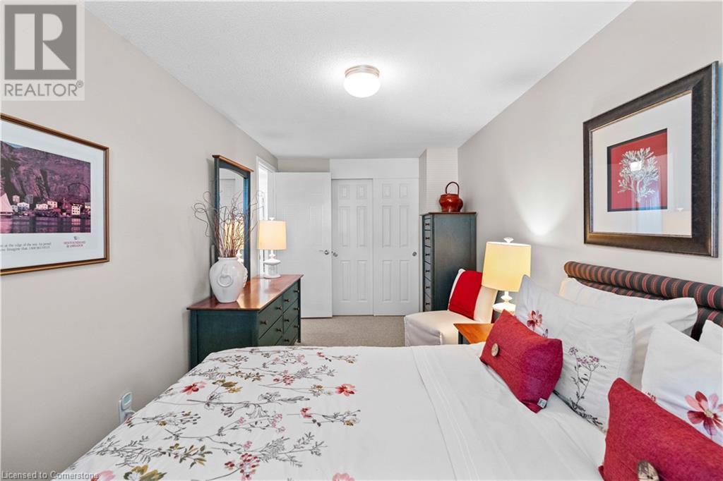 Photo 17 of 2272 Mowat Avenue Unit 56, Oakville ON