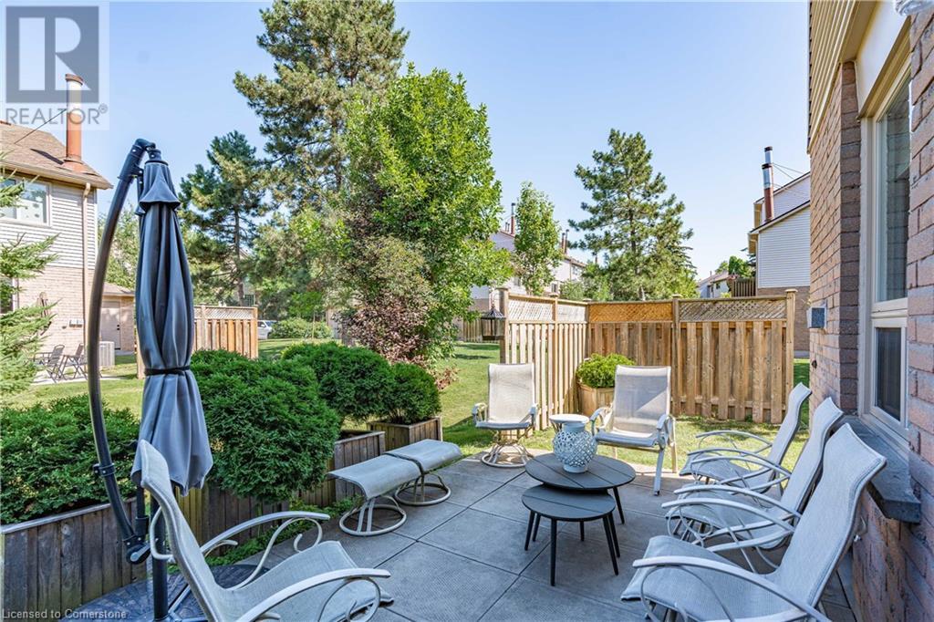 Photo 27 of 2272 Mowat Avenue Unit 56, Oakville ON