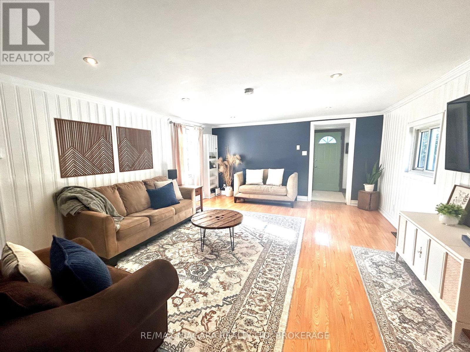 Photo 17 of 39 Longtent Avenue, Fort Erie ON
