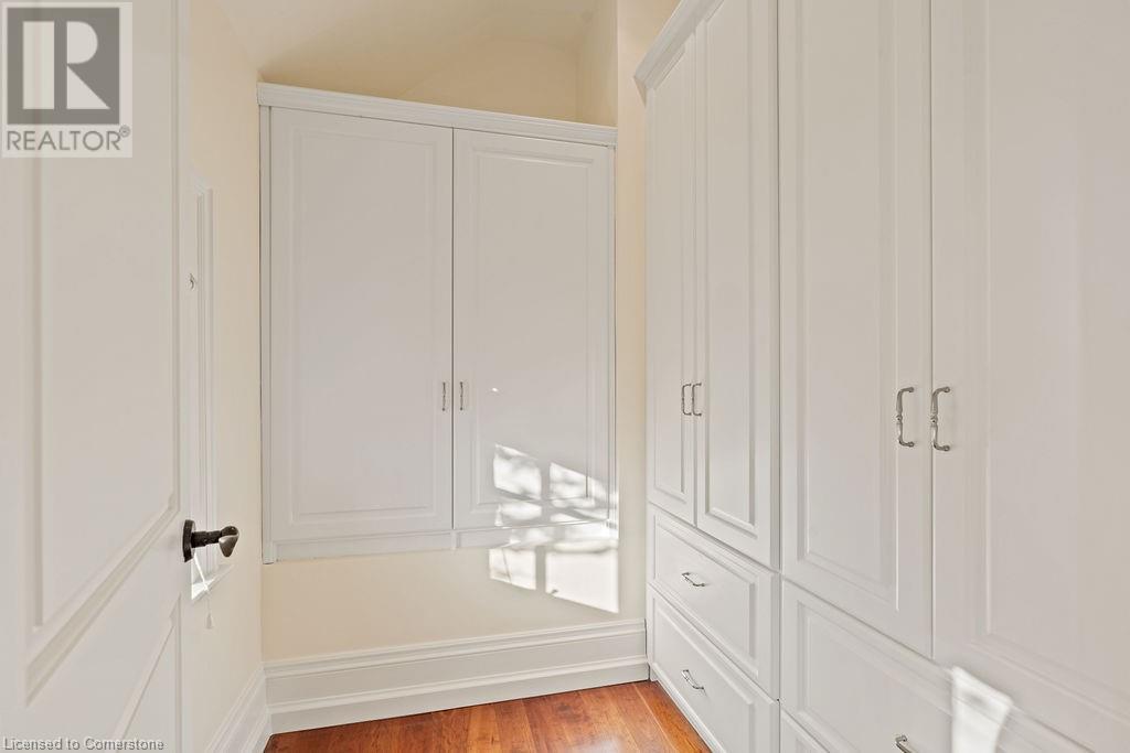 Photo 41 of 1081 Argyle Drive, Oakville ON