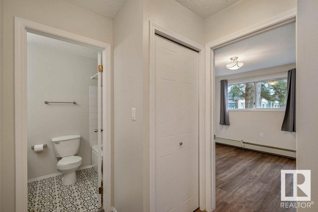Photo 18 of 110 15503 106 St Nw, Edmonton AB