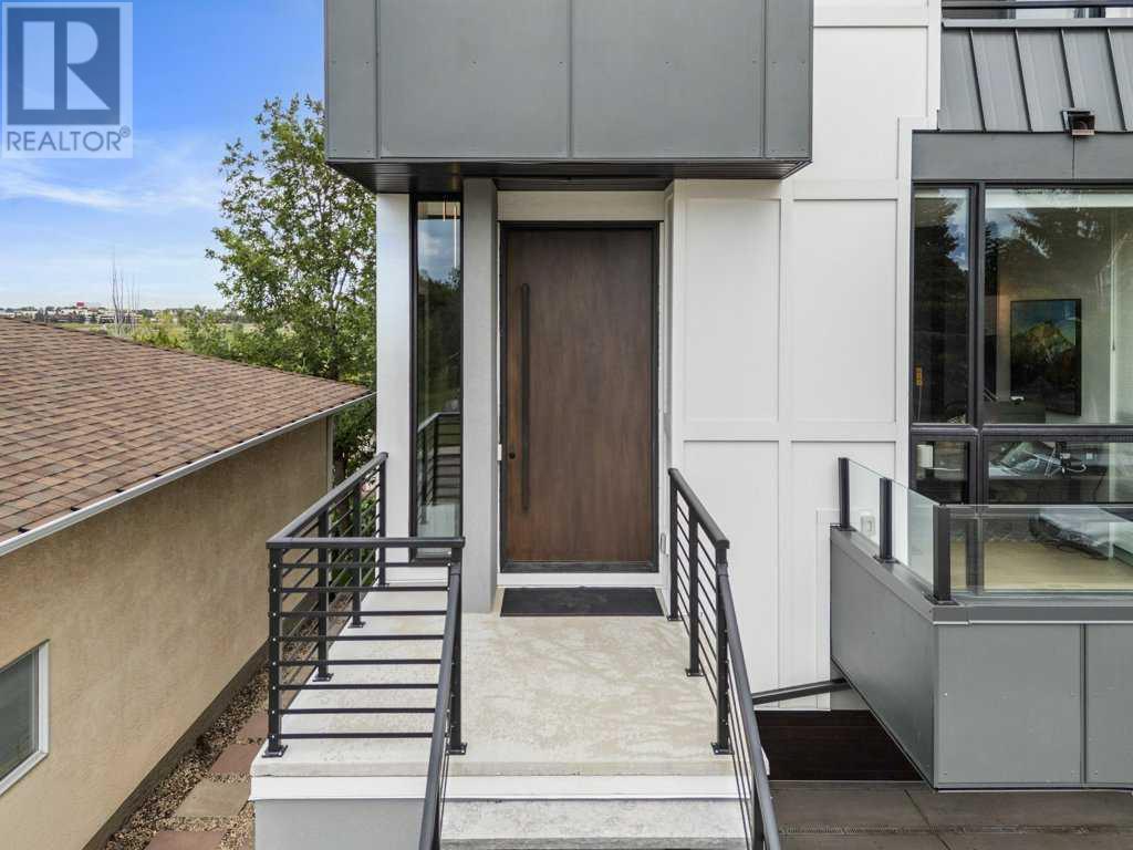 Single Family House for Sale in   Street NE Winston Heights/Mountview Calgary 