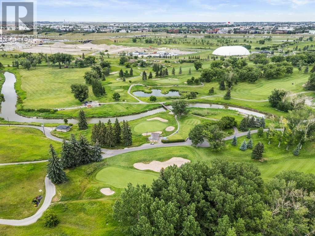 Single Family House for Sale in   Street NE Winston Heights/Mountview Calgary 