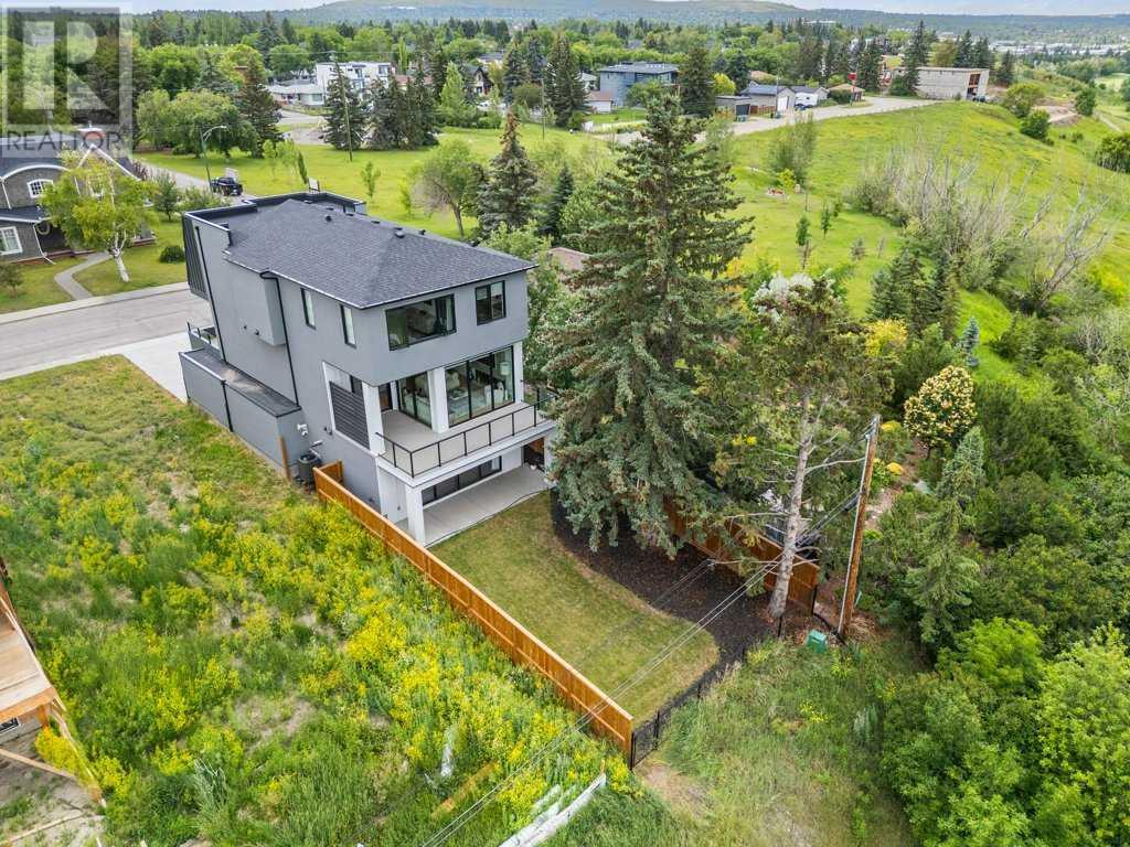 Single Family House for Sale in   Street NE Winston Heights/Mountview Calgary 