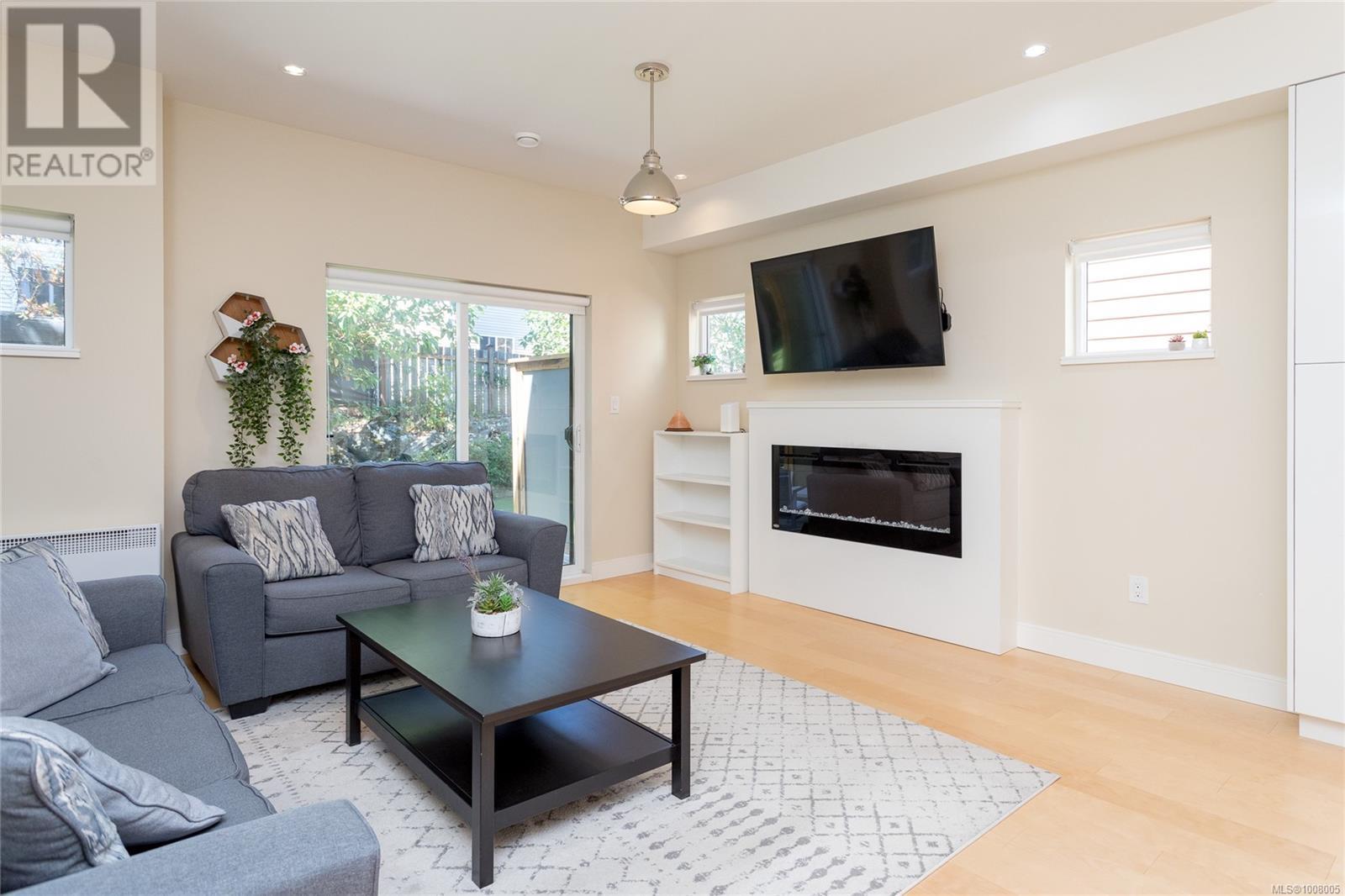 Photo 7 of 127 300 Phelps Ave, Langford BC