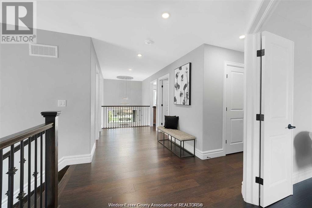 Photo 13 of 1271 Campana Crescent, Lakeshore ON