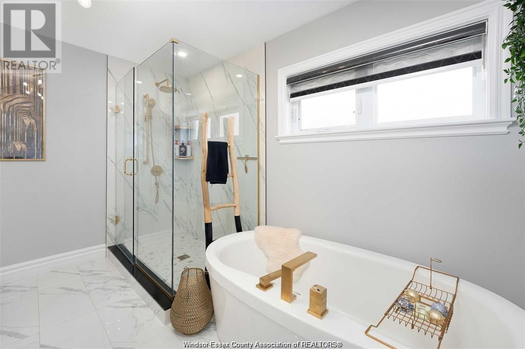 Photo 17 of 1271 Campana Crescent, Lakeshore ON