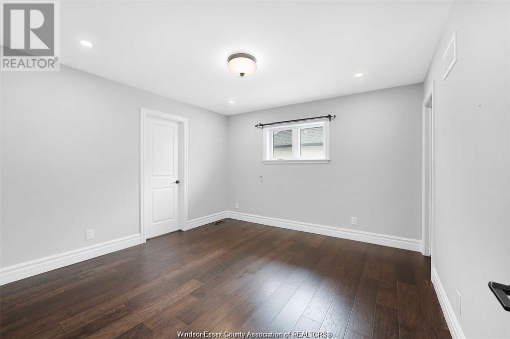 Photo 19 of 1271 Campana Crescent, Lakeshore ON