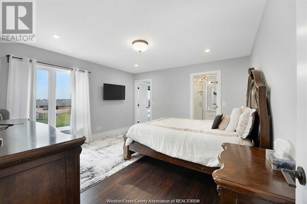 Photo 20 of 1271 Campana Crescent, Lakeshore ON