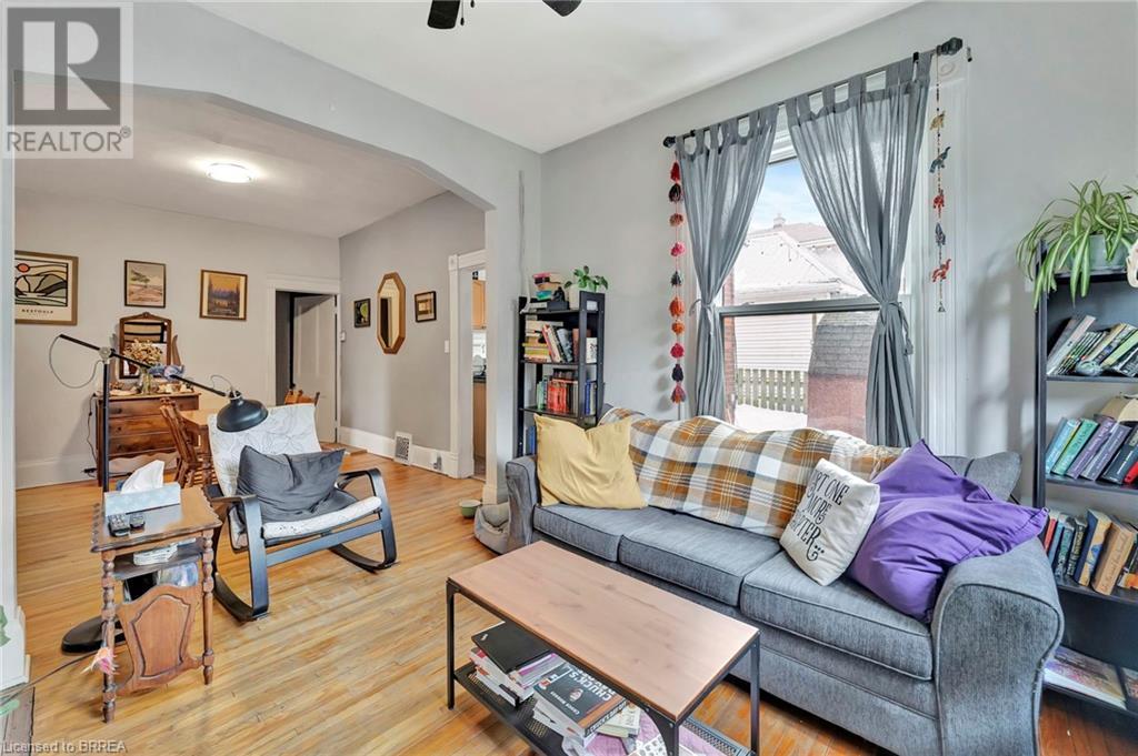 Photo 21 of 157 159 Market Street, Brantford ON