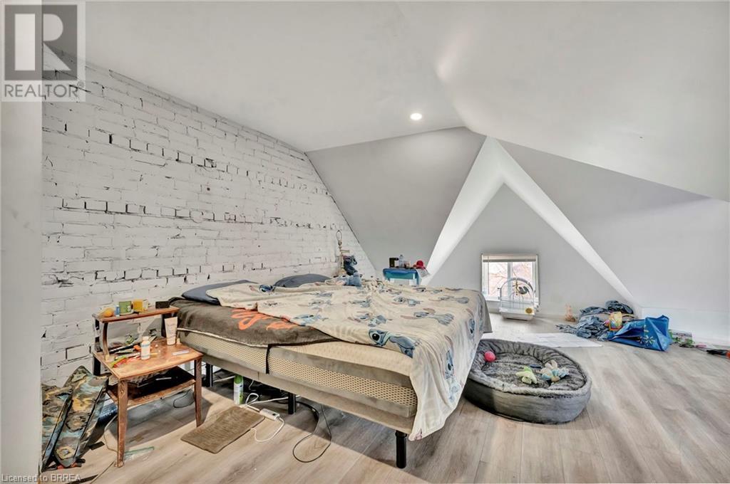 Photo 9 of 157 159 Market Street, Brantford ON