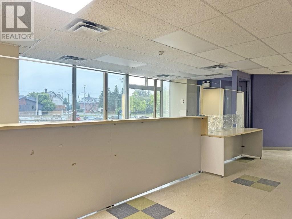 Photo 17 of 101 325 Archibald Street S, Thunder Bay ON