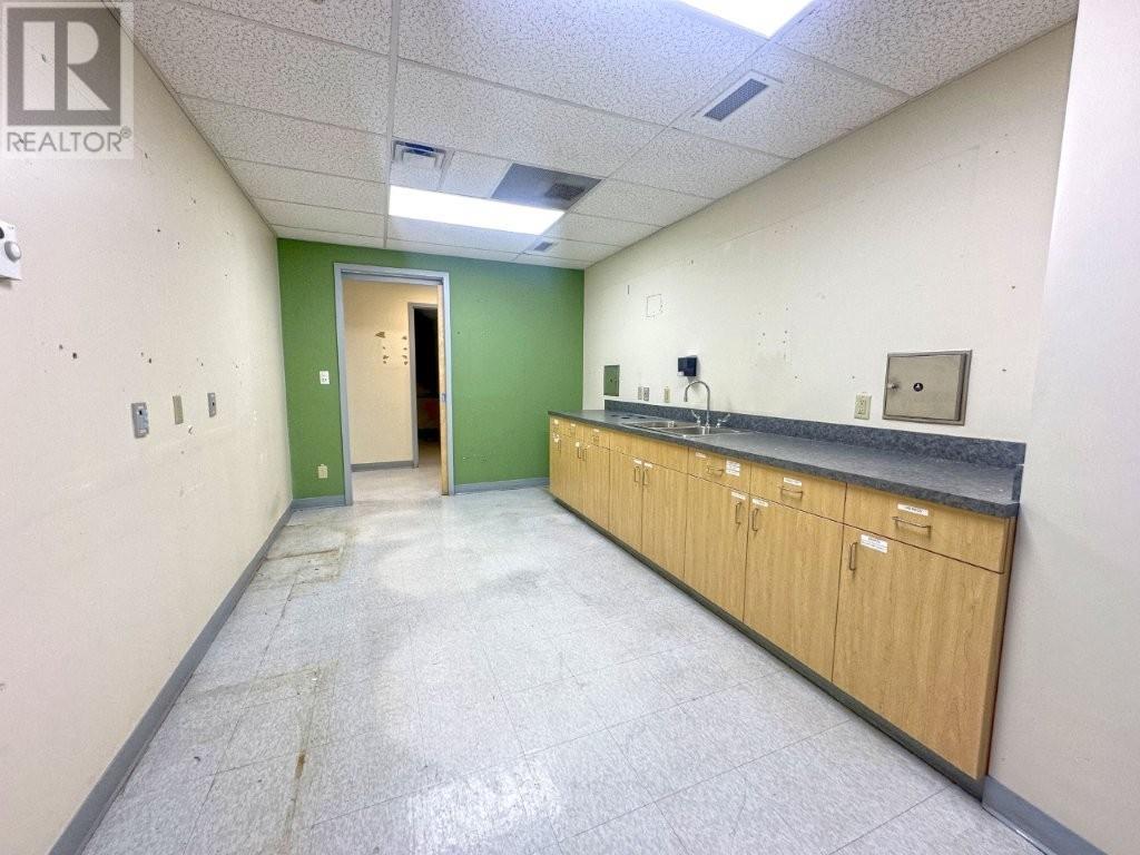 Photo 28 of 101 325 Archibald Street S, Thunder Bay ON