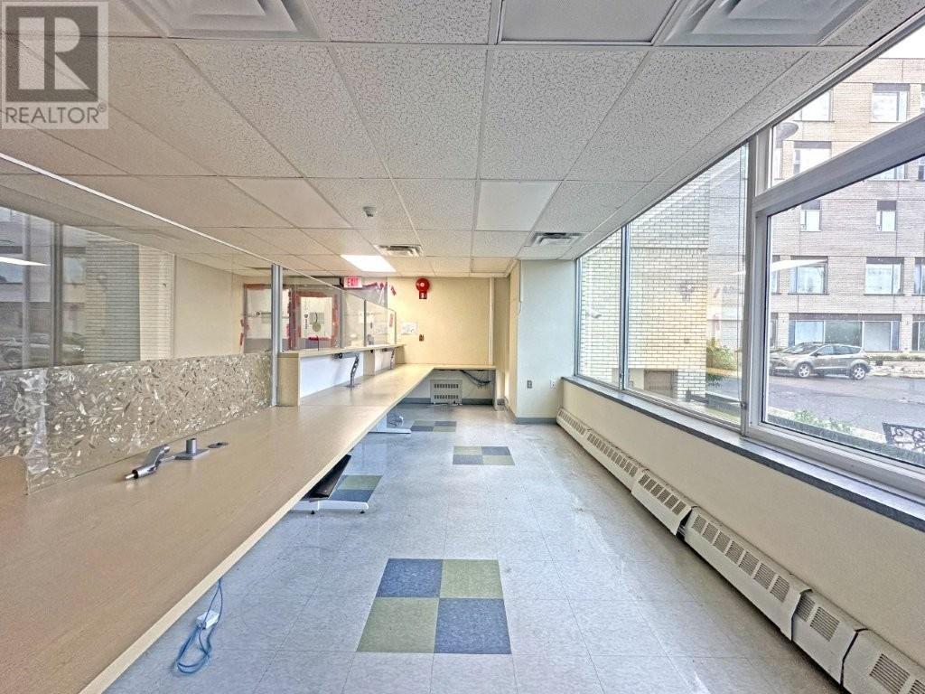 Photo 32 of 101 325 Archibald Street S, Thunder Bay ON
