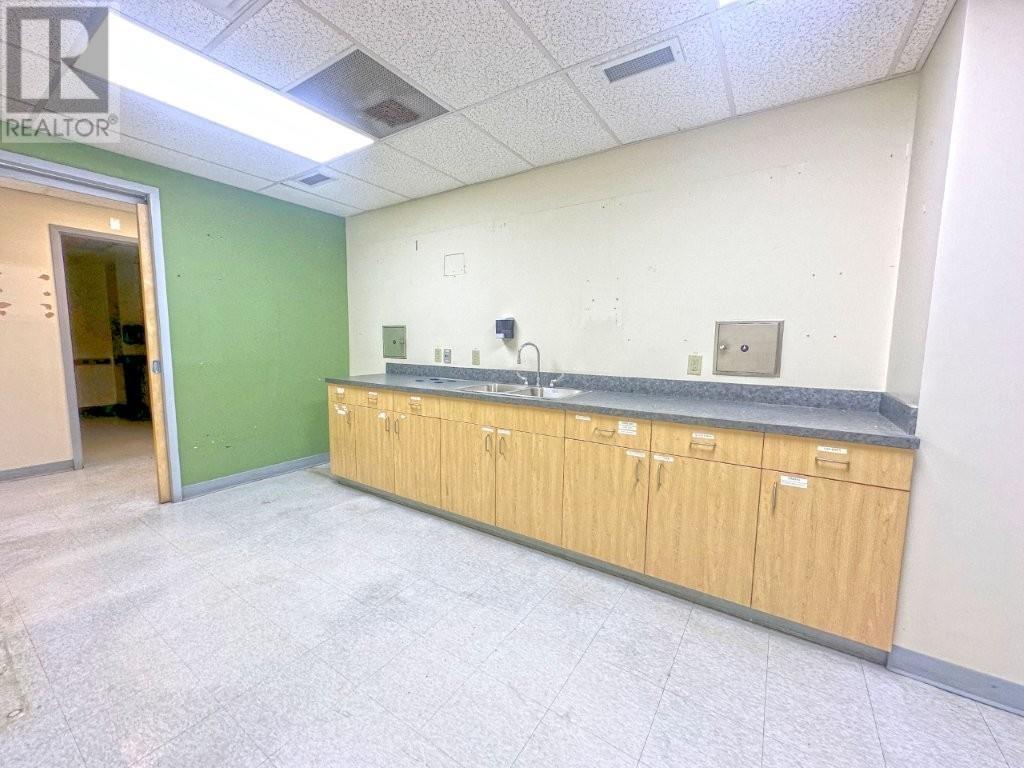 Photo 36 of 101 325 Archibald Street S, Thunder Bay ON