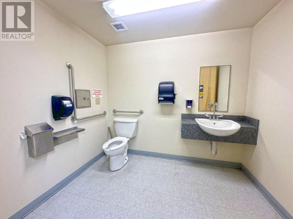 Photo 26 of 101 325 Archibald Street S, Thunder Bay ON