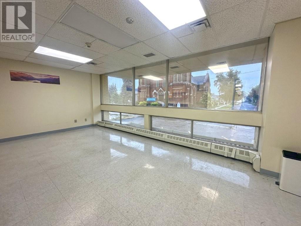 Photo 47 of 101 325 Archibald Street S, Thunder Bay ON