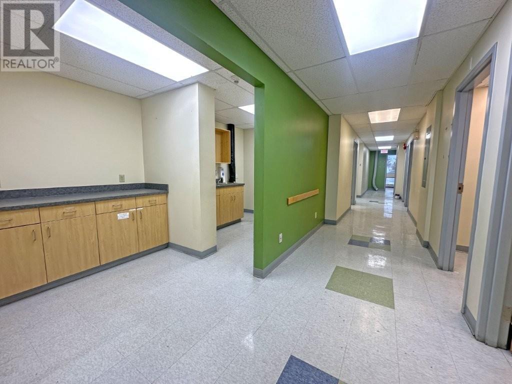 Photo 34 of 101 325 Archibald Street S, Thunder Bay ON