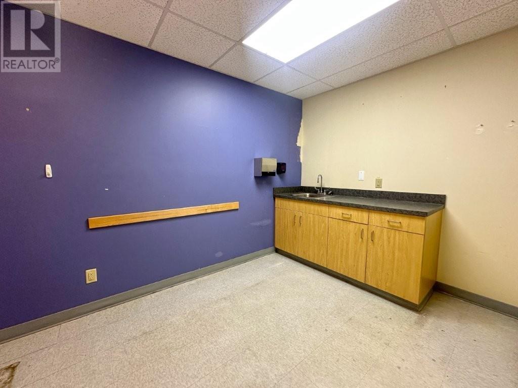 Photo 41 of 101 325 Archibald Street S, Thunder Bay ON