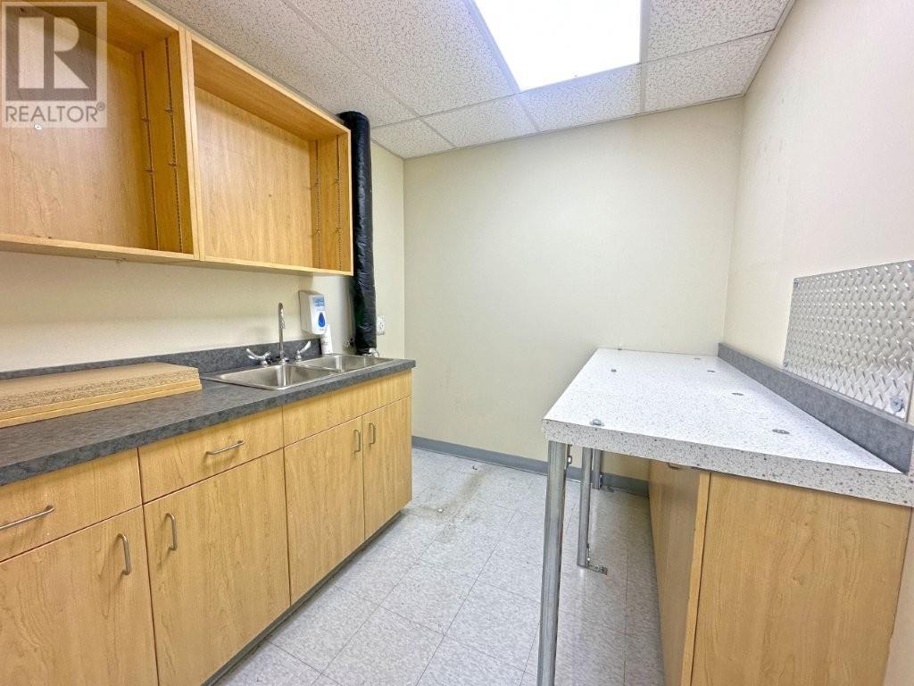 Photo 23 of 101 325 Archibald Street S, Thunder Bay ON