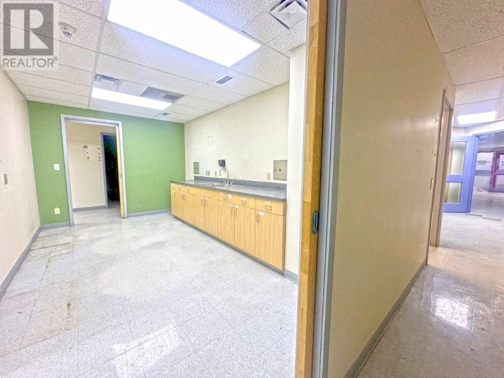 Photo 25 of 101 325 Archibald Street S, Thunder Bay ON