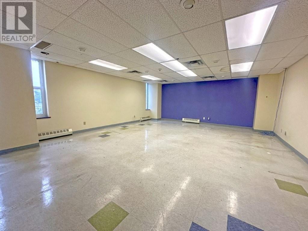 Photo 6 of 101 325 Archibald Street S, Thunder Bay ON