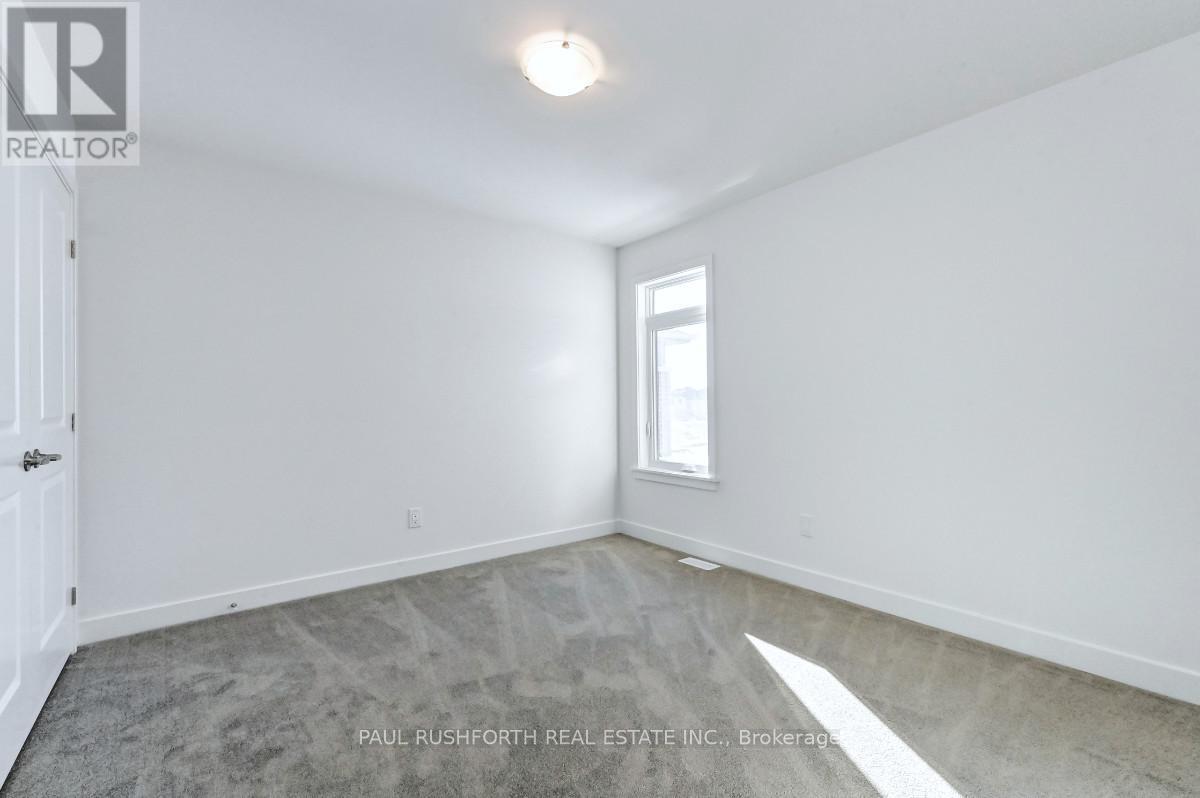 Photo 23 of 76 Big Dipper Street, Ottawa ON