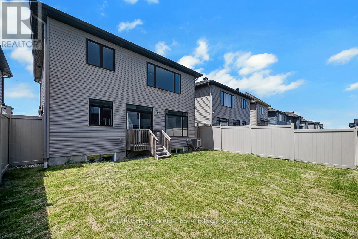 Photo 31 of 76 Big Dipper Street, Ottawa ON