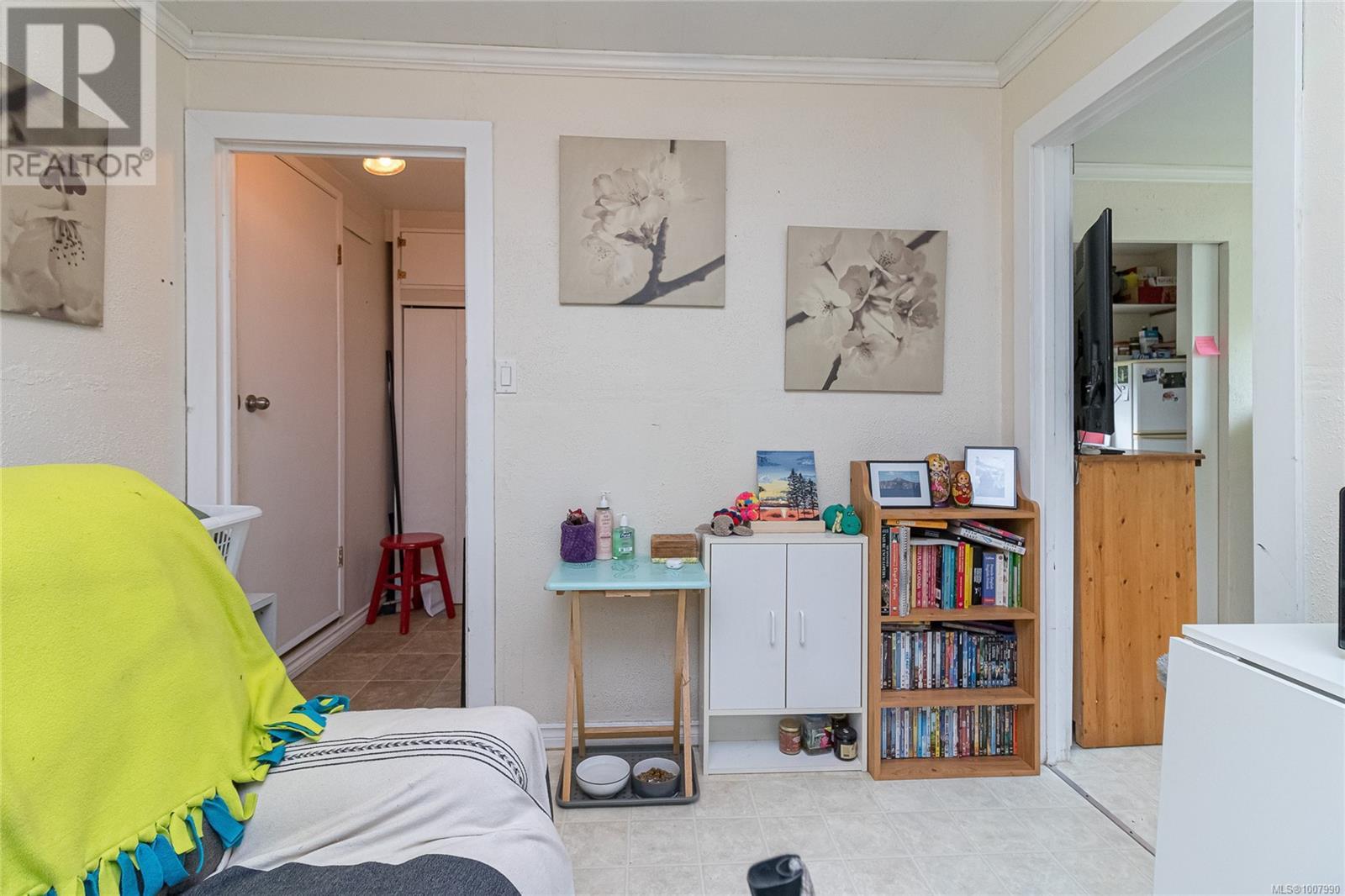 Photo 34 of 2945 Colquitz Ave, Saanich BC