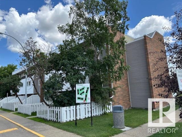 Photo 3 of 512 2908 116 A Av Nw, Edmonton AB