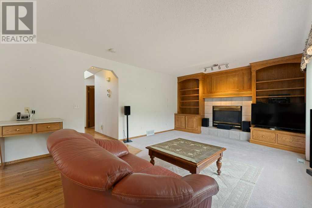 Photo 14 of 62 Edgebrook Heights Nw, Calgary AB