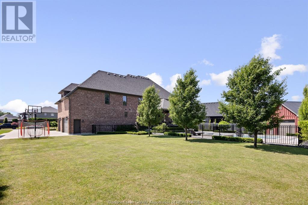 Photo 10 of 3 Dimenna Drive, Kingsville ON