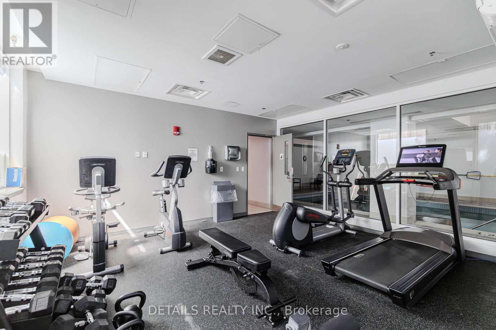 Photo 18 of 717 238 Besserer Street, Ottawa ON