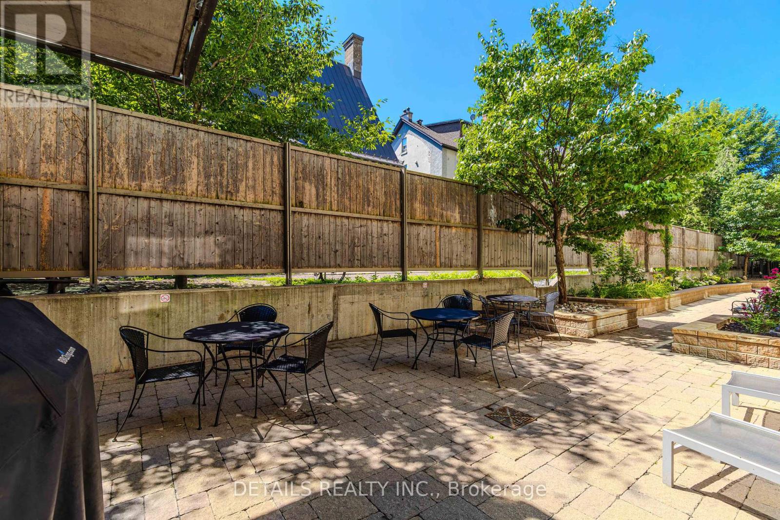 Photo 7 of 717 238 Besserer Street, Ottawa ON