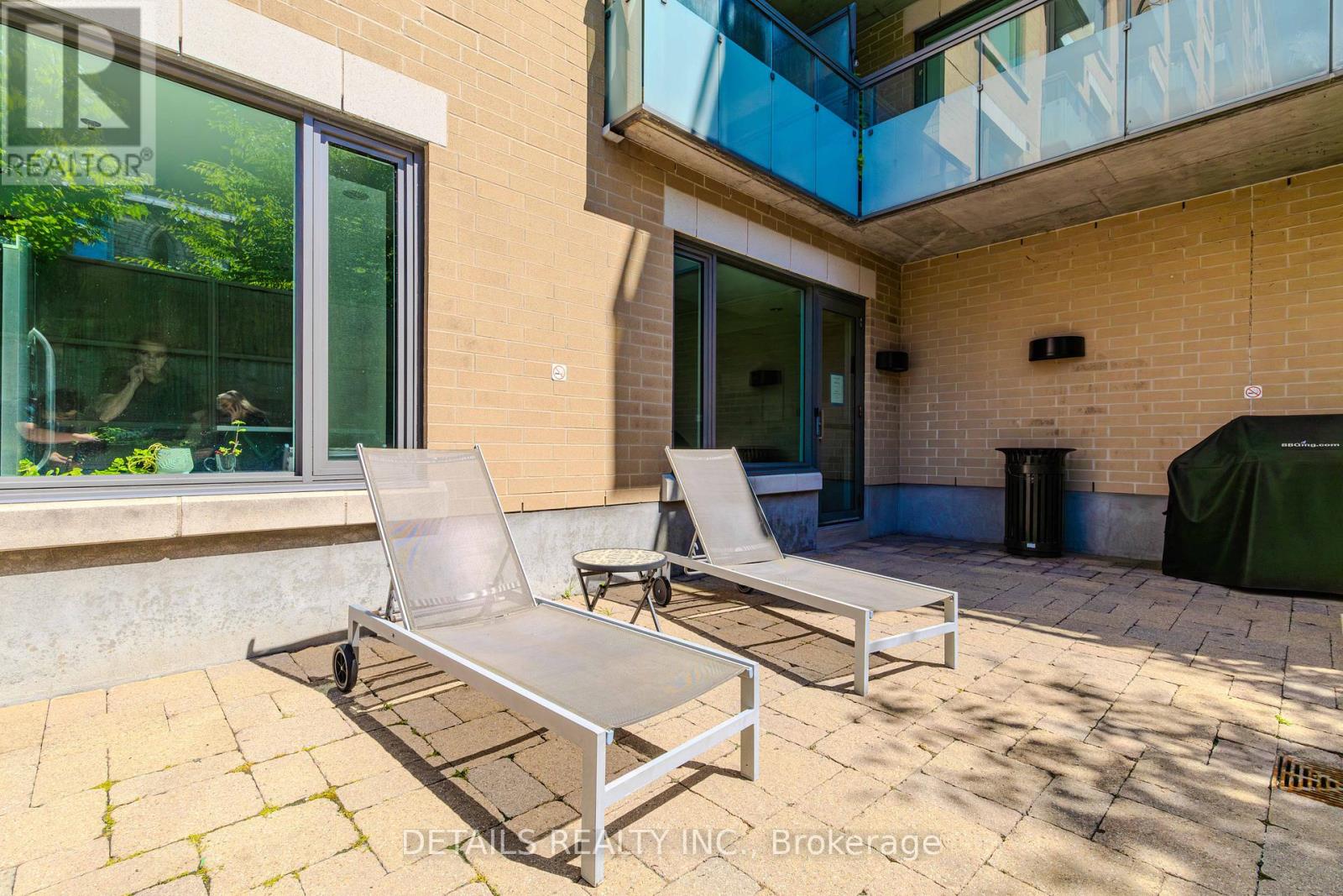 Photo 4 of 717 238 Besserer Street, Ottawa ON