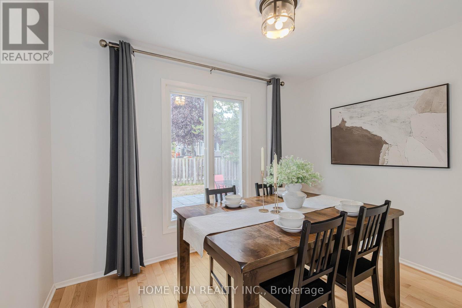 Photo 34 of 30 Turret Court, Ottawa ON